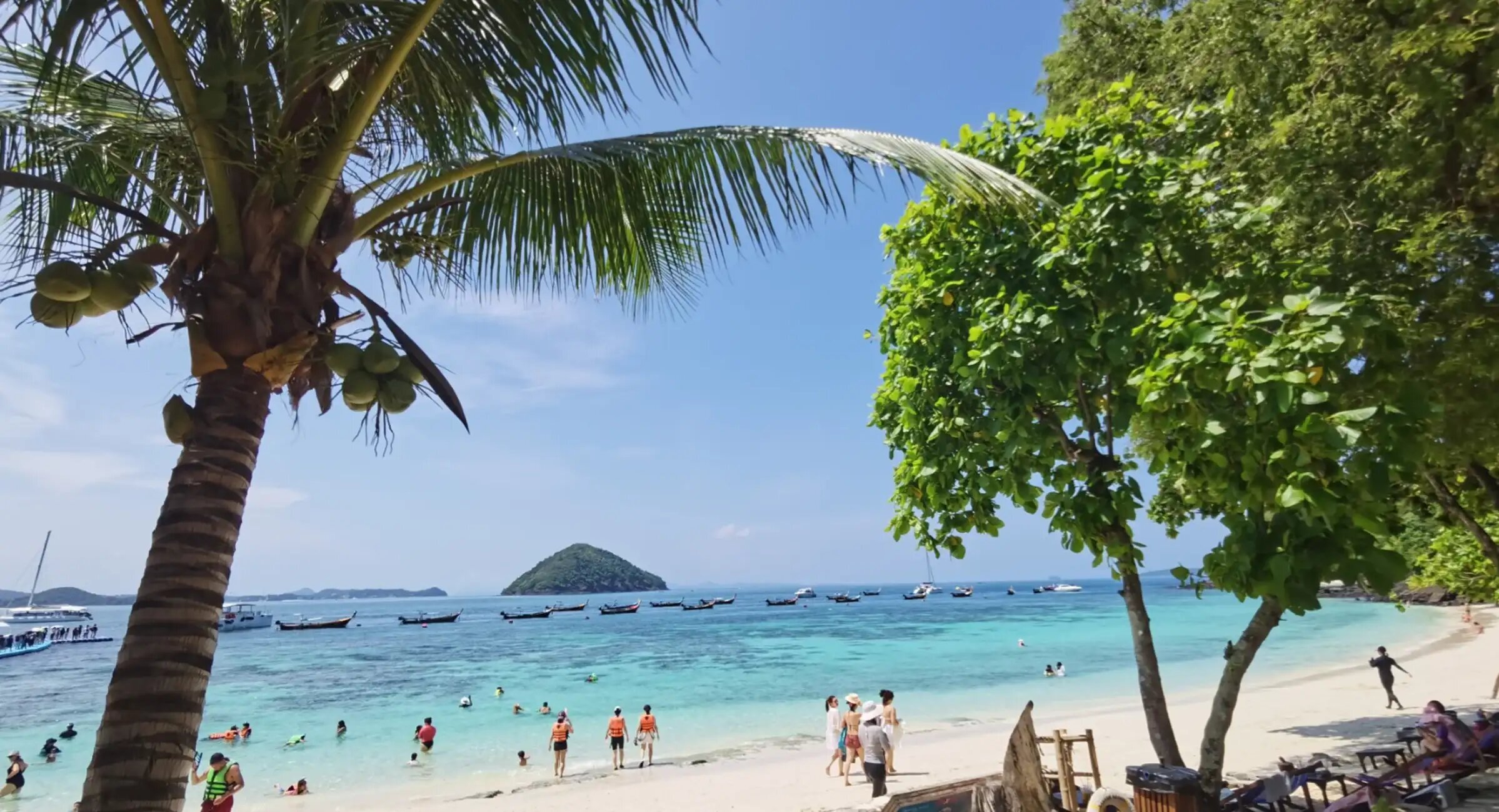 Property Image 13, Ship Image, BookMe Accommodation, Comfortable Stay, Affordable Prices.