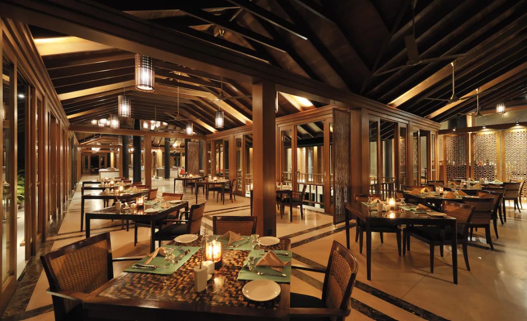 Image of Dinner, Itinerary Activity, Travel Experience, BookMe Tours.